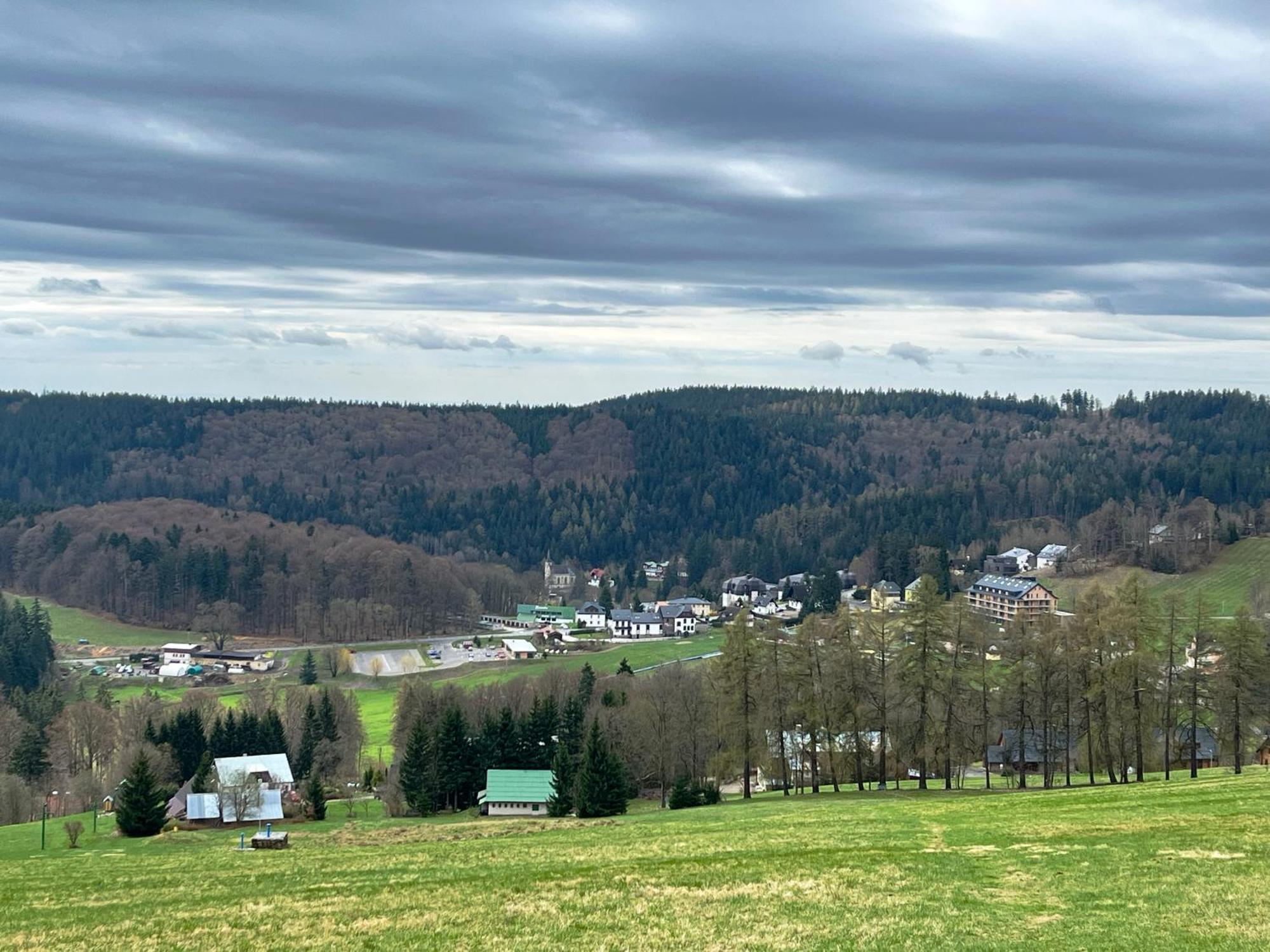 Villa Pardubické boudy Janské Lázně Esterno foto